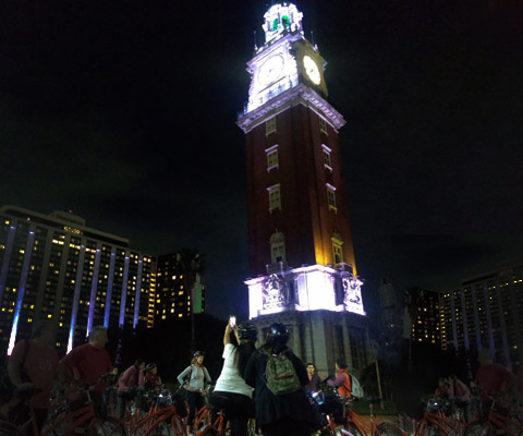 -tours-privado-2 Buenos Aires de Noche en Bicicleta